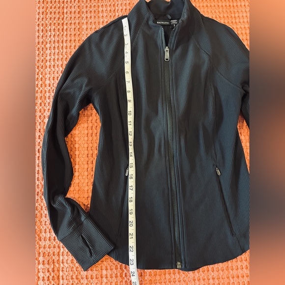 Athleta Ribbed Salutation Jacket - Picture 4 of 5